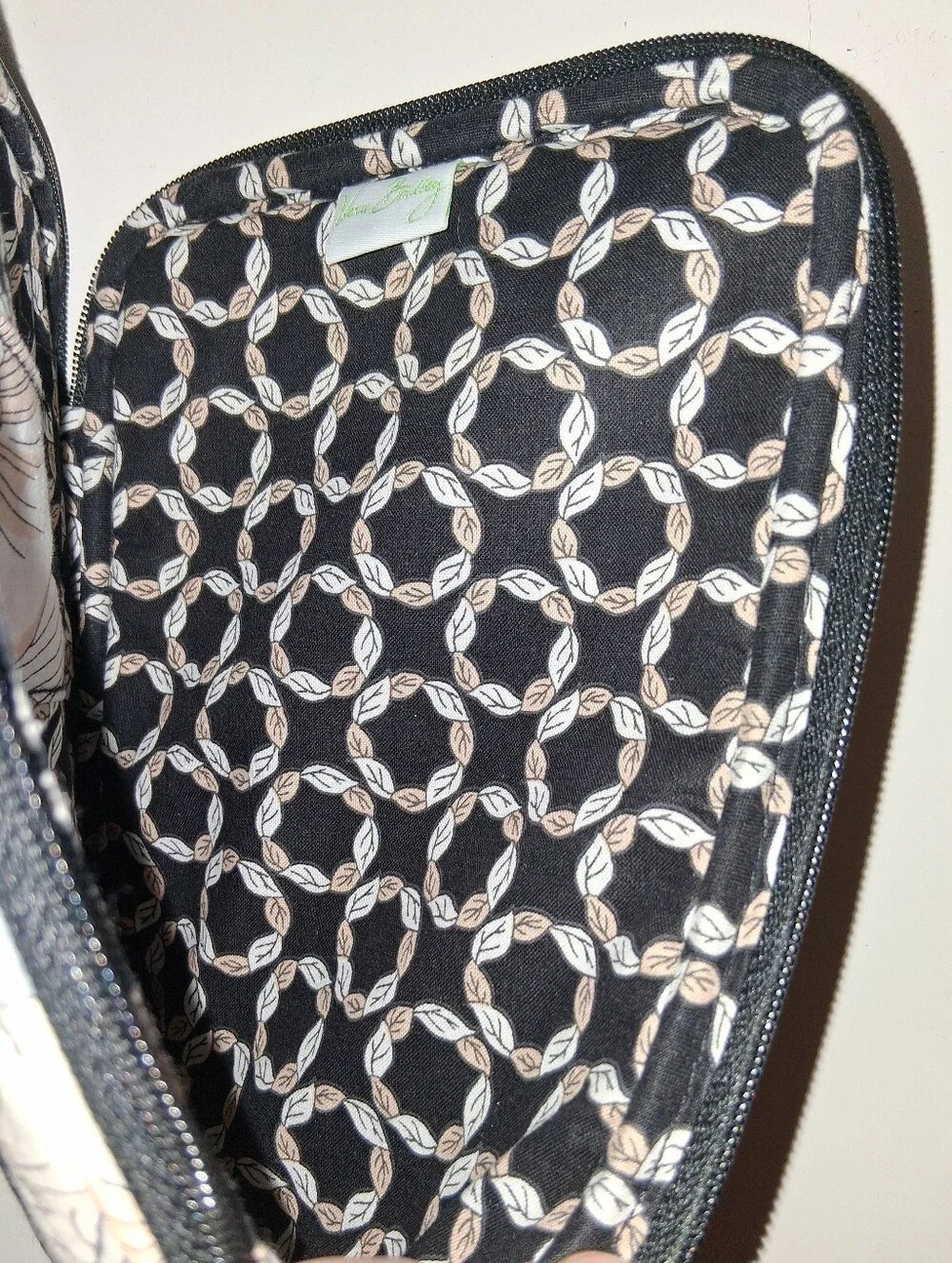 Vera Bradley 8x10 ereader sleeve in Camilla from the Spring 2012 Collection